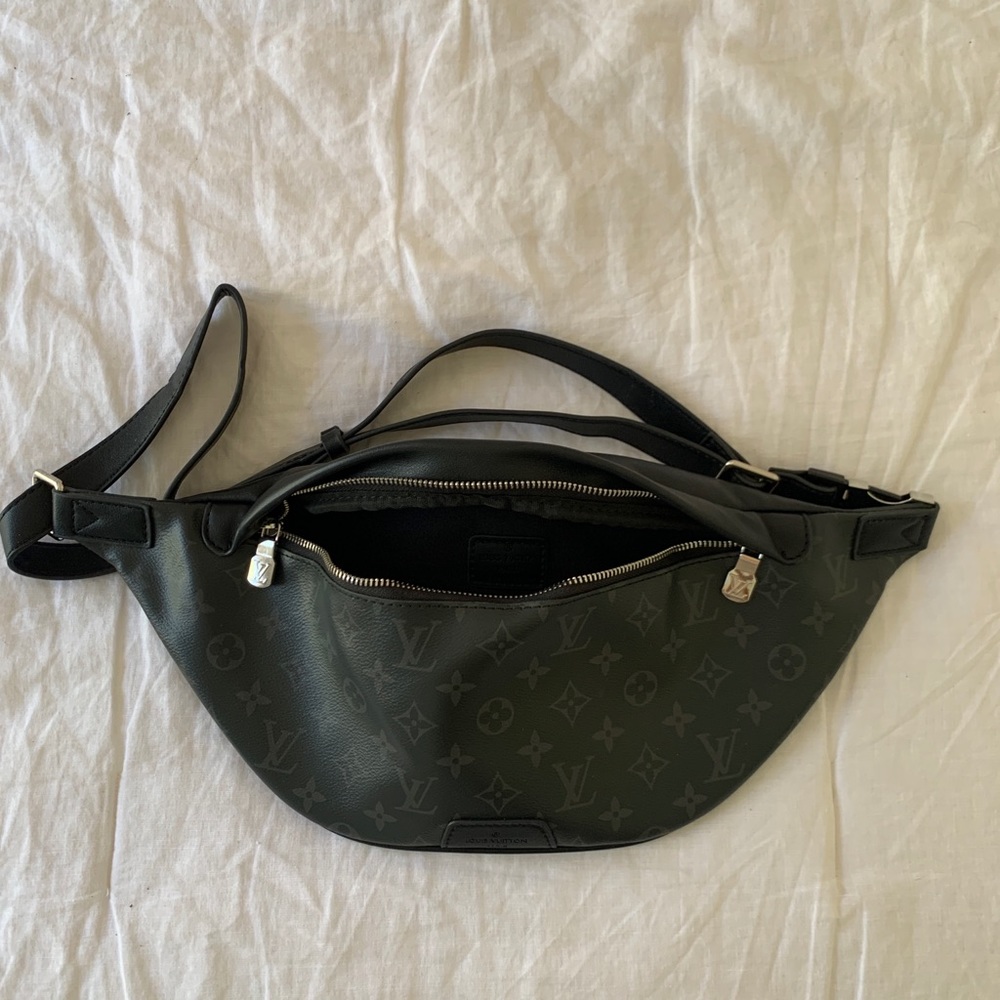 LV fanny pack mint condition! Original price $2480